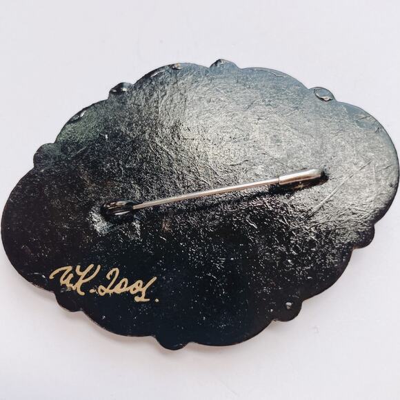 Unusual VTG Signed Russian Brooch Hand Painted Lacquer Papier Mache Floral Folk - Picture 8 of 10